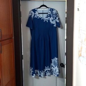 NWT Navy dress with white floral accents